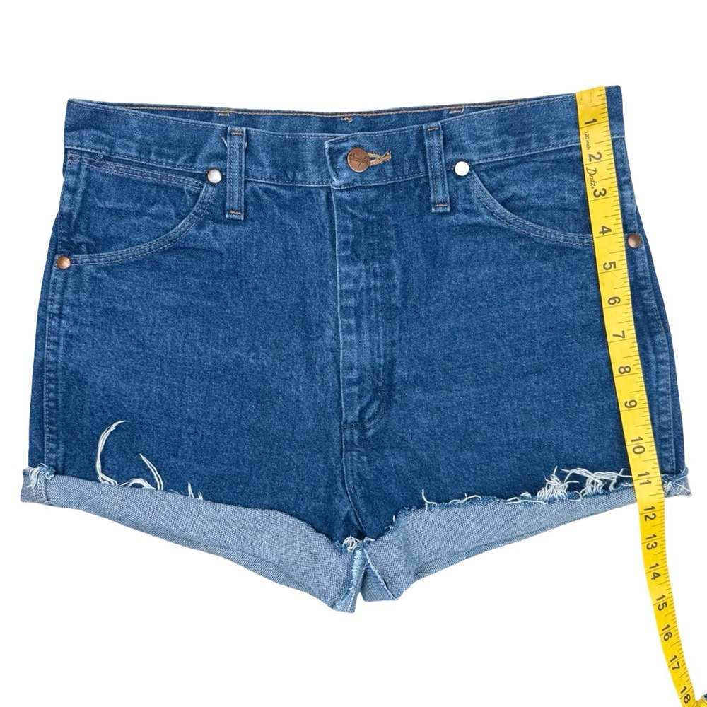 Wrangler Cutoff Denim Shorts High Rise Blue Frayed Raw Hem Size 11 - Picture 5 of 6